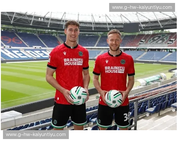 汉堡vs汉诺威：一场跨越千年的美食与文化博弈